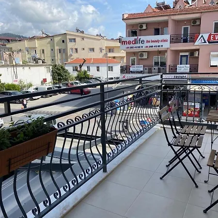 Central Apartment 10 Min To Marmaris Public Beach 马尔马里斯